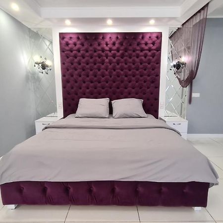 Apartaments On Prospekt Mira 35 Kryvyi Rih Dış mekan fotoğraf