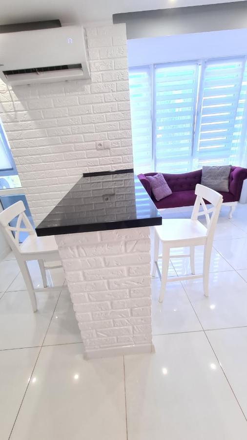Apartaments On Prospekt Mira 35 Kryvyi Rih Dış mekan fotoğraf